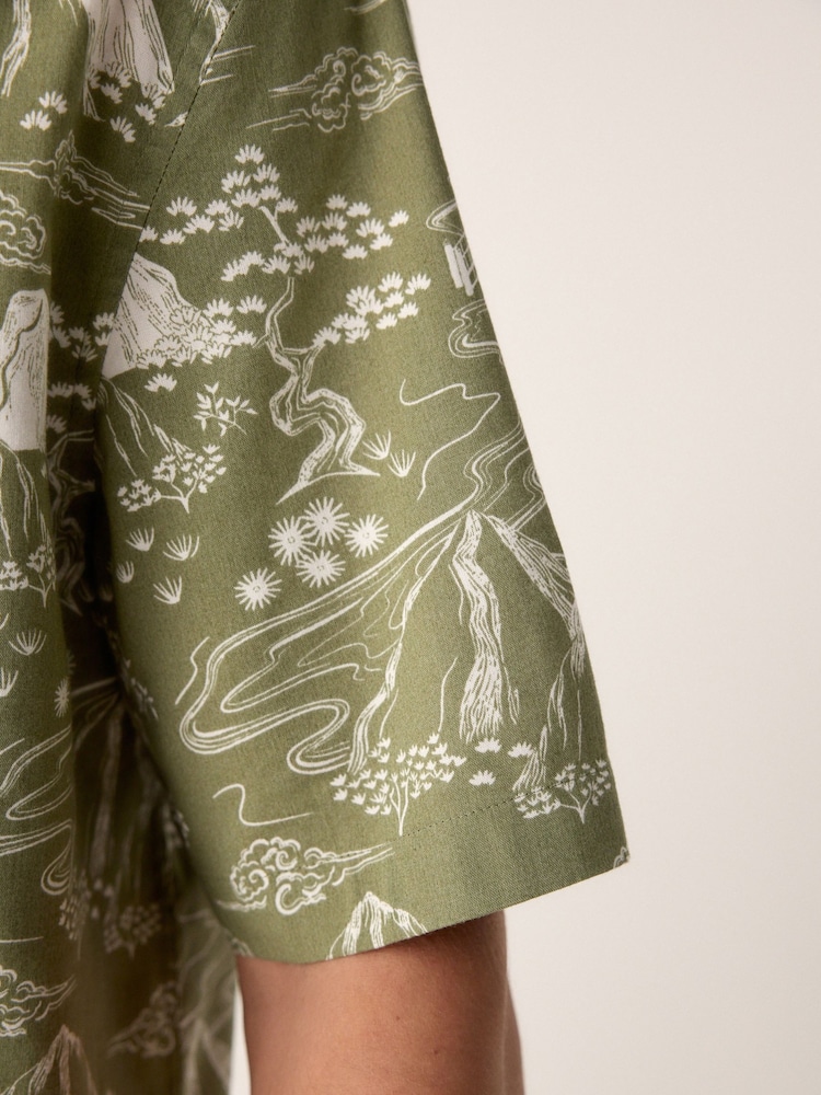 Green/White Western Style Printed Short Sleeve Shirt With Cuban Collar - Image 5 of 5