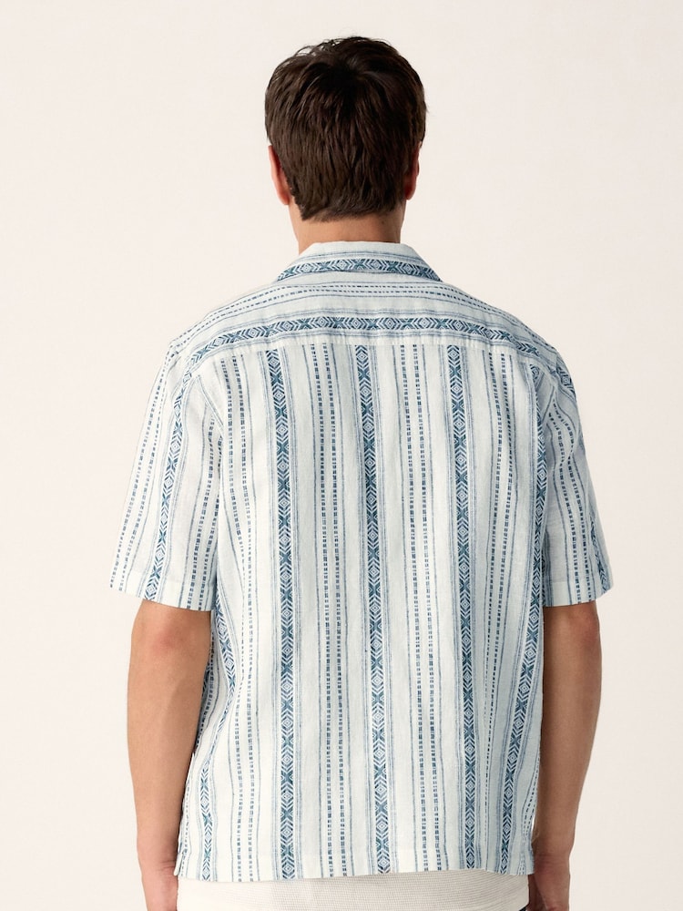 Blau/Weiß - Kurzarm-Shirt mit strukturiertem Streifenmuster - Bild 2 von 8 Blau/Weiß - Kurzarm-Shirt mit strukturiertem Streifenmuster - Bild 2 von 8
