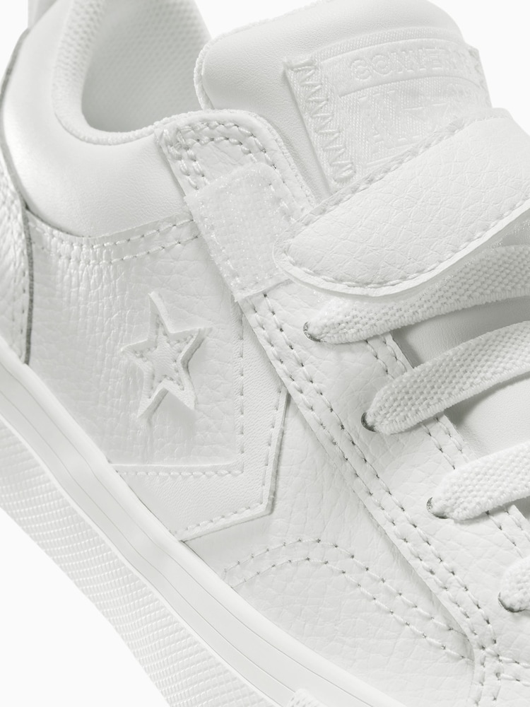 Converse White Junior Pro Blaze Strap Trainers - Image 8 of 8