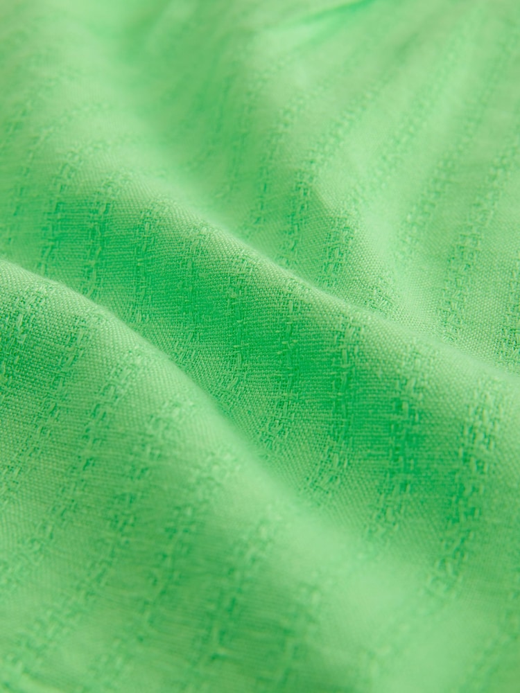 Green Knee Length Shorts - Image 2 of 4