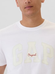 Gap White Everyday Original Logo 100% Cotton Crew Neck Short Sleeve T-Shirt - Image 4 of 4