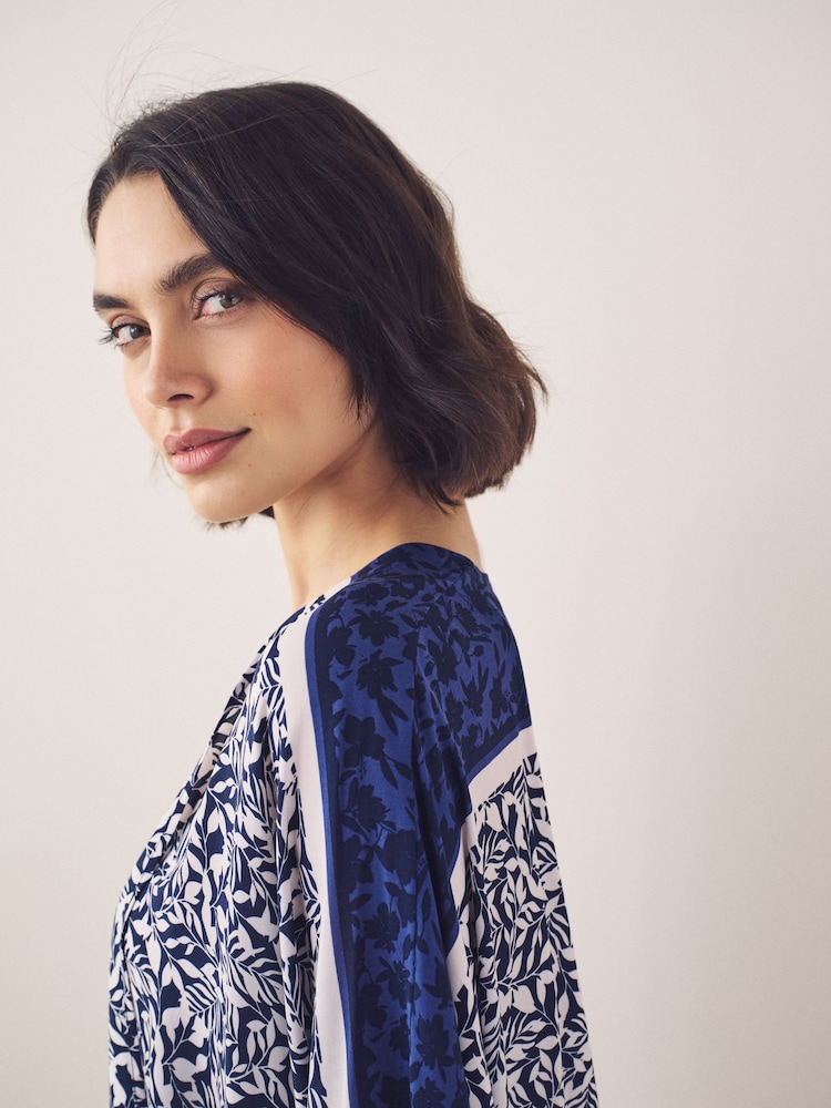 Navy Floral Short Kimono Cover-Up - Image 3 of 6