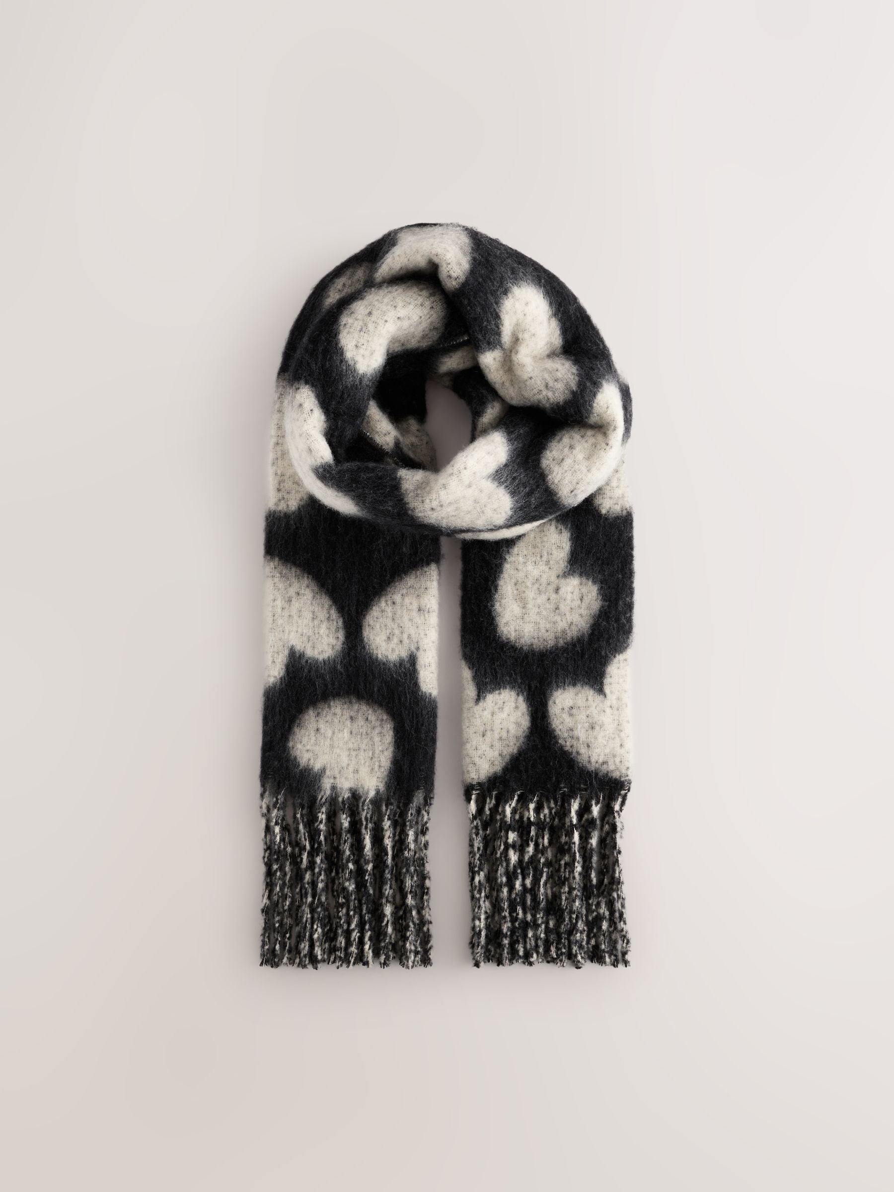 Black and white blanket scarf discount