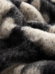 Black & White Heart Heavyweight Blanket Scarf - Image 7 of 8