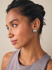 Silver Tone Stainless Steel Curved Ridge Stud Earrings - Image 7 of 10