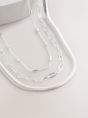 Tono plateado - 3 Layer Multi Chain Necklace - Imagen 7 de 8