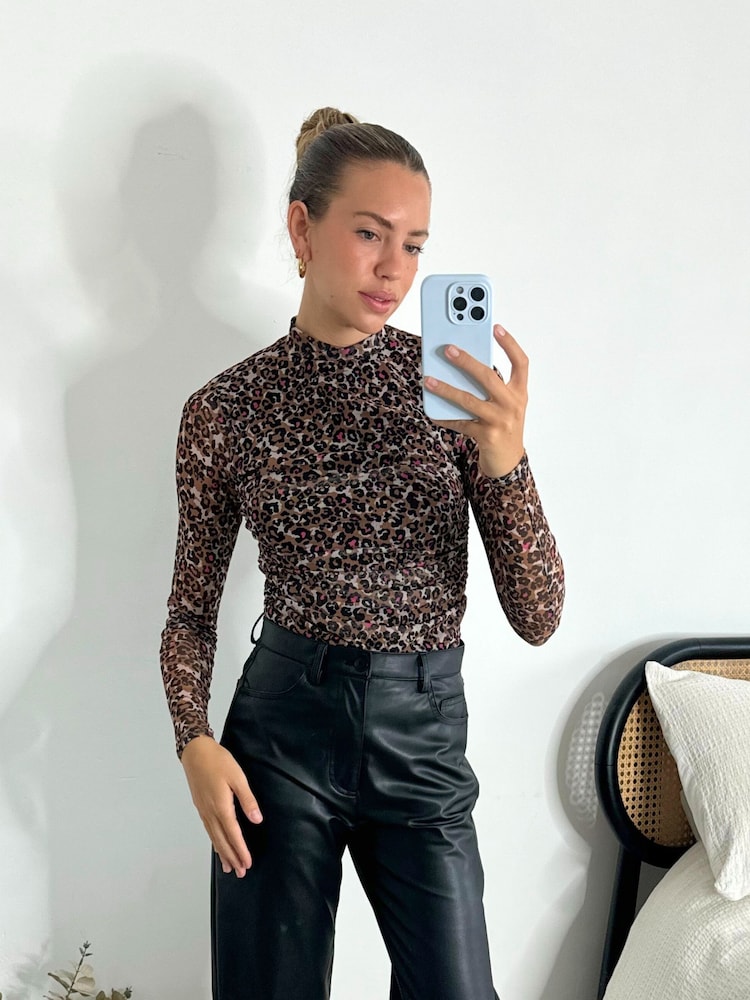 Style Cheat Capani visoki ovratnik; z visokim ovratnikom Animal Leopard potisk; vzorec Top - Slika 1 iz 4 Style Cheat Capani visoki ovratnik; z visokim ovratnikom Animal Leopard potisk; vzorec Top - Slika 1 iz 4