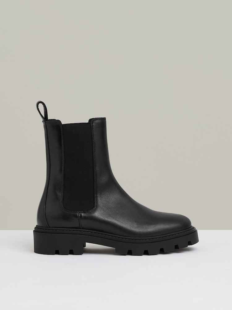 Reiss Black Theresa Leather Cleated Sole Chelsea Boots - Image 1 of 5