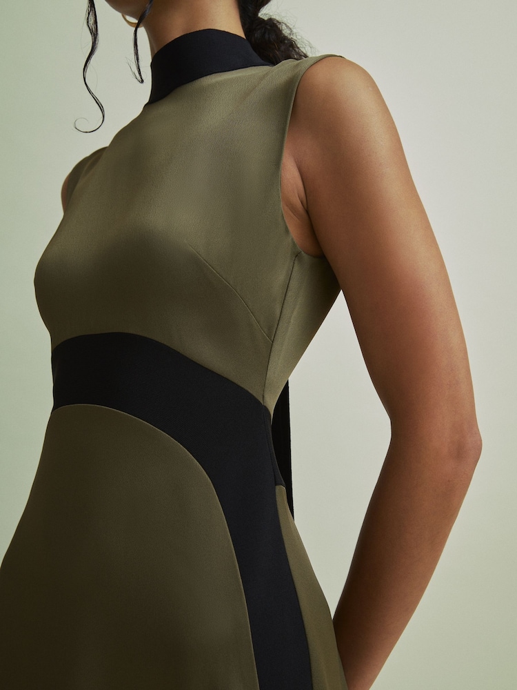Florere Colourblock Hybrid-Strick-Midikleid - Bild 2 von 5 Florere Colourblock Hybrid-Strick-Midikleid - Bild 2 von 5