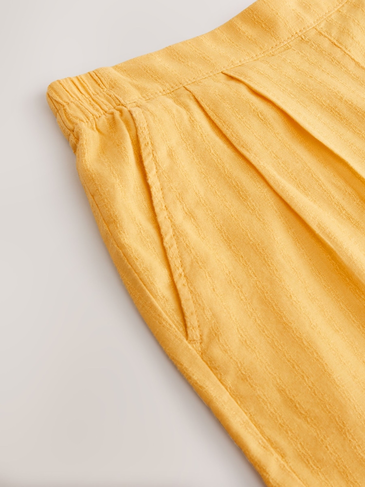 Yellow Linen Knee length Shorts - Image 2 of 4