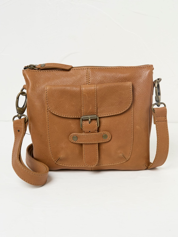 Marrón tostado - FatFace Buckle Crossbody Bag - Imagen 1 de 4 Marrón tostado - FatFace Buckle Crossbody Bag - Imagen 1 de 4