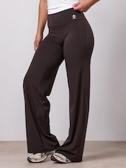 Gym King Brown 365 Lightweight Straight Leg Yoga Trousers - Image 3 of 4