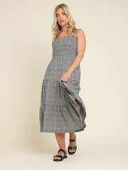 Yours Curve Black Ditsy Floral Shirred Midaxi Dress - Image 3 of 5