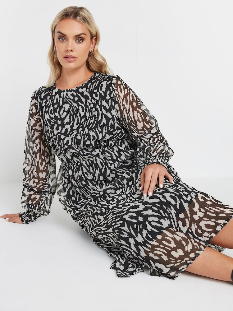 Yours Curve Black Chiffon Studded Tape Slevee Midaxi Dress - Image 2 of 4 Yours Curve Black Chiffon Studded Tape Slevee Midaxi Dress - Image 2 of 4