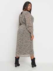 Yours Curve Natural Chiffon Studded Tape Slevee Midaxi Dress - Image 4 of 5