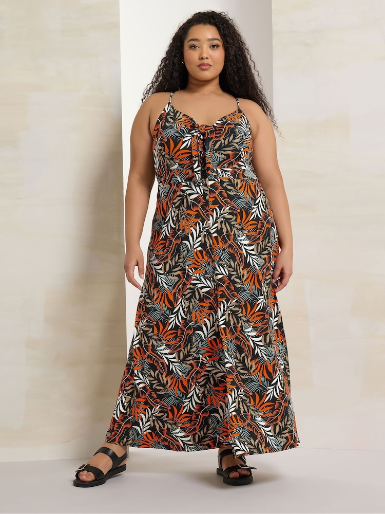 Yours Curve Black Leaf Print Maxi Dress - Image 2 of 6