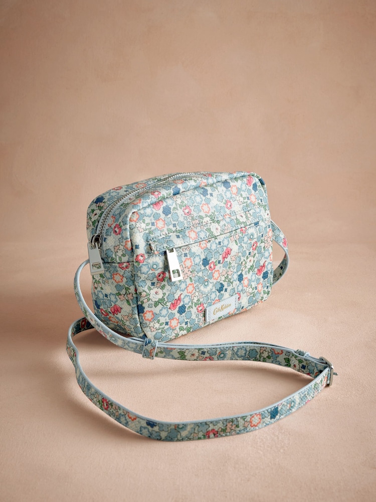 Bolso cruzado utilitario de Cath Kidston - Imagen 1 de 3 Bolso cruzado utilitario de Cath Kidston - Imagen 1 de 3