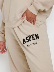 Yours Curve Natural Appliqué Cuffed Joggers - Image 4 of 6
