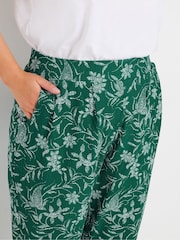 Yours Curve Green Double Pleated Joggers - Image 4 of 5