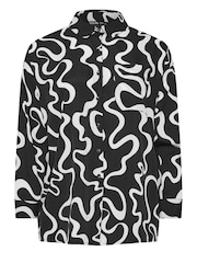 Yours Curve Black & White Oversized Abstract Squiggle Print Shirt - Image 5 of 5