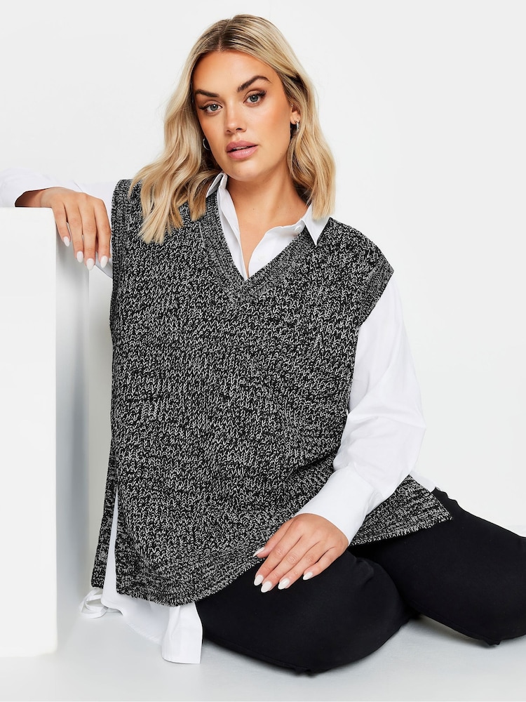 Yours Curve Black Tabbard Vest With Side Splits - Image 1 of 5