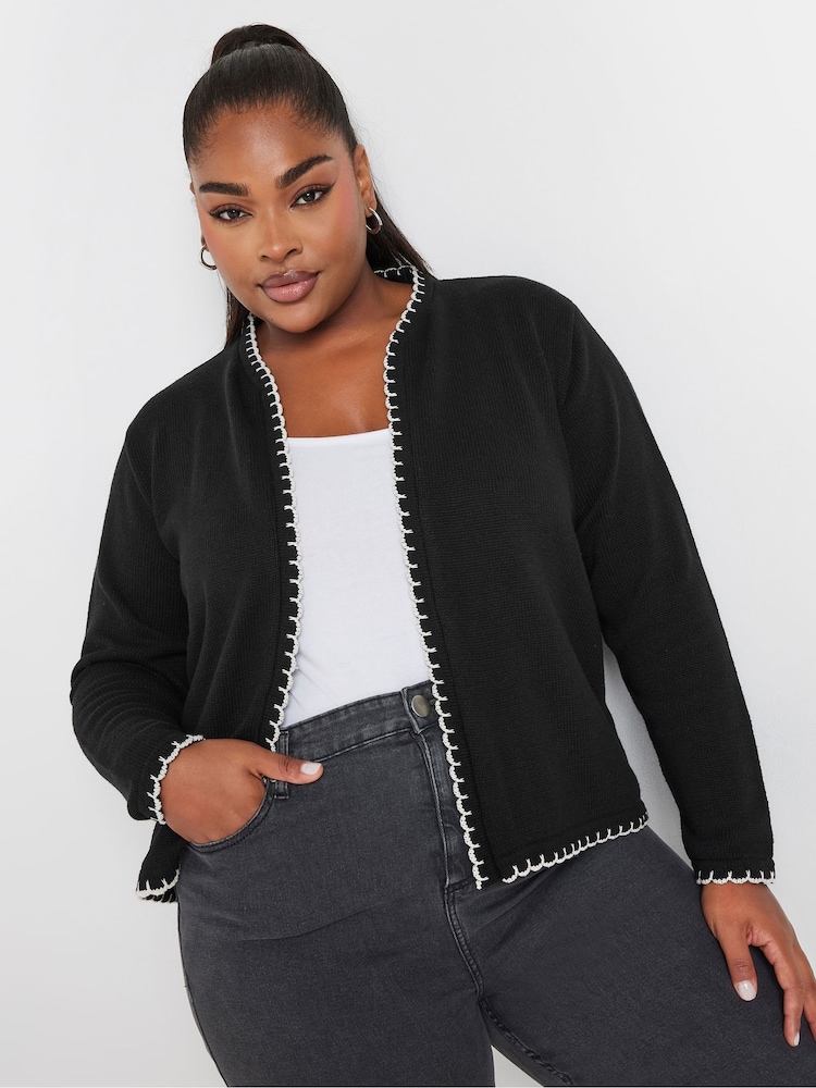 Yours Curve Black Scalloped Edge Short Cardigan - Image 2 of 5
