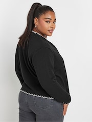 Yours Curve Black Scalloped Edge Short Cardigan - Image 4 of 5