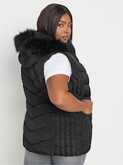 Yours Curve Black Short Faux Fur Trim Padded Gilet - Image 3 of 6