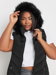 Yours Curve Black Short Faux Fur Trim Padded Gilet - Image 4 of 6