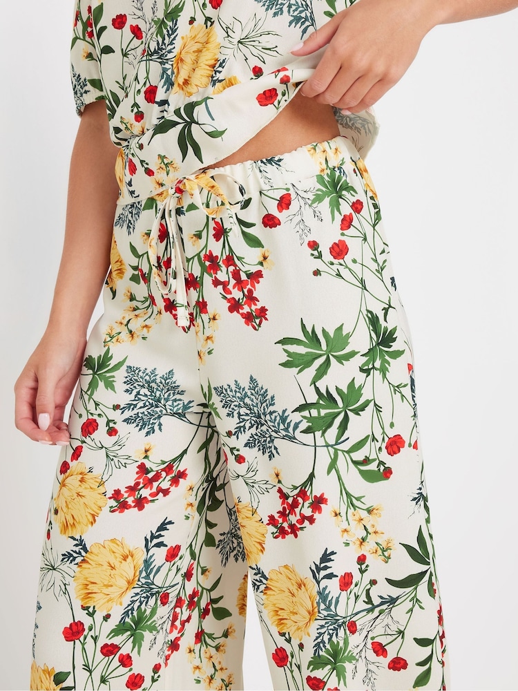 PixieGirl Petite White Multi Floral Wide Leg Trousers - Image 4 of 5
