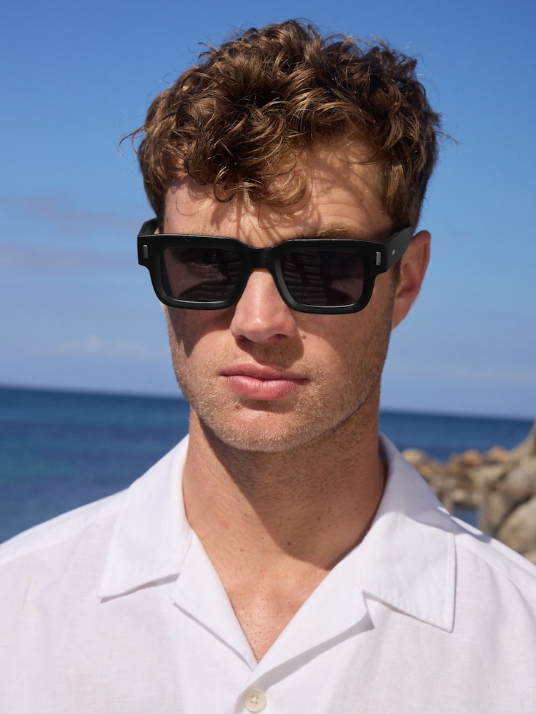 Black Rectangular Chunky Frame Sunglasses - Image 2 of 6 Black Rectangular Chunky Frame Sunglasses - Image 2 of 6