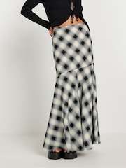 PixieGirl Petite Black Check Maxi Skirt - Image 2 of 5