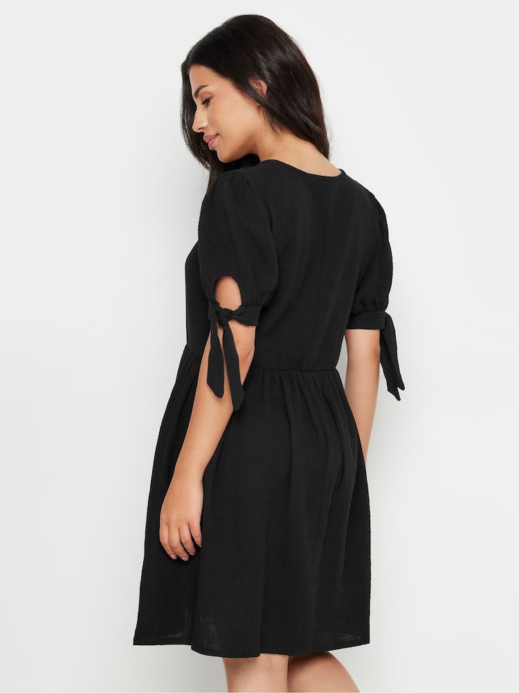 PixieGirl Petite Black Tie Sleeve 100% Cotton Textured Smock Dress - Image 3 of 5