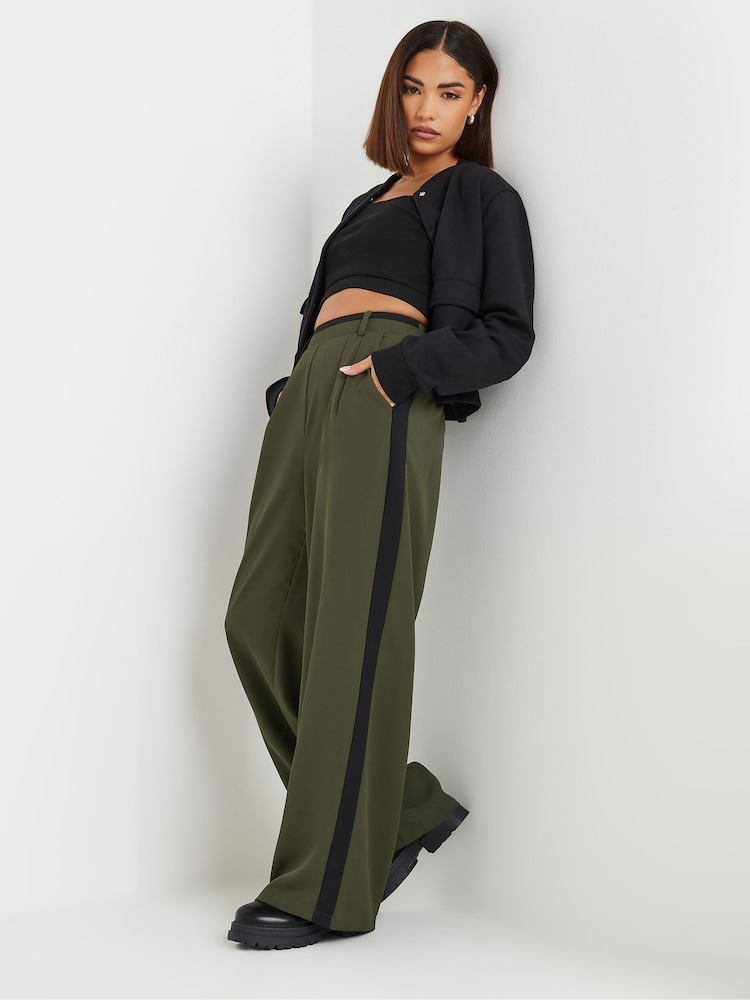 Verde - Pantalones de pernera ancha con raya lateral en contraste de PixieGirl Petite - Imagen 1 de 5 Verde - Pantalones de pernera ancha con raya lateral en contraste de PixieGirl Petite - Imagen 1 de 5