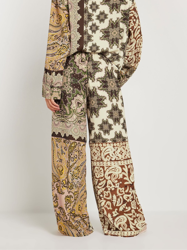 PixieGirl Petite boho-broek met patchwork en wijde pijpen - Image 3 of 5