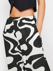 PixieGirl Petite Black Abstract Swirl Print Wide Leg Trousers - Image 4 of 5
