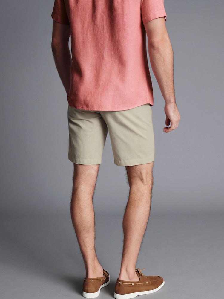 Charles Tyrwhitt Natural Cotton Linen Shorts - Image 2 of 5
