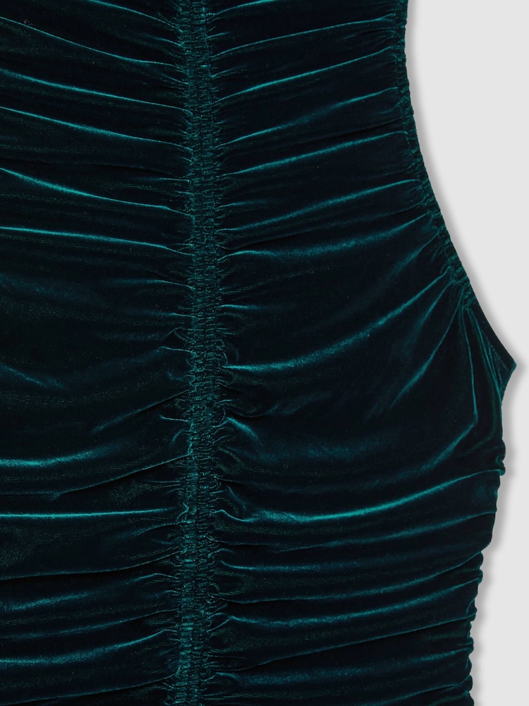 Vestido de terciopelo fruncido con escote de nadador Niva de Reiss - Imagen 6 de 6 Vestido de terciopelo fruncido con escote de nadador Niva de Reiss - Imagen 6 de 6