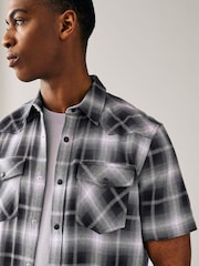 Black & White Short Sleeve Check Twin Pocket Western 100% Cotton Shirt - Image 4 of 8