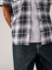Black & White Short Sleeve Check Twin Pocket Western 100% Cotton Shirt - Image 5 of 8