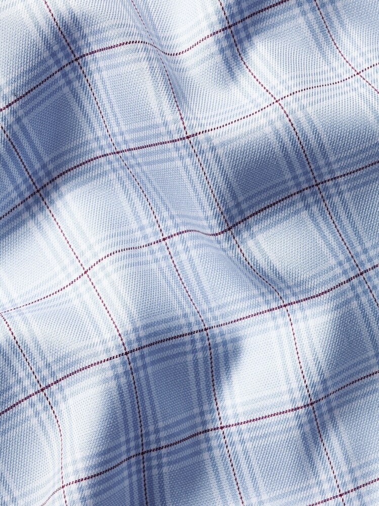 قميص بتلبيس رشيق نقش مربعات قطن مصري من Charles Tyrwhitt - صورة 6 من 6 قميص بتلبيس رشيق نقش مربعات قطن مصري من Charles Tyrwhitt - صورة 6 من 6