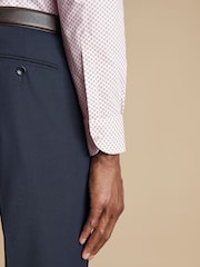 Charles Tyrwhitt Red Slim Fit Non-iron Medallion Print 100% Cotton Shirt - Image 2 of 6