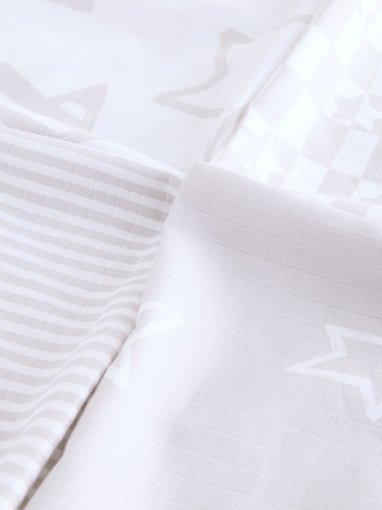 Grey Star Baby Muslins 100% Cotton Cloths 4 Pack - Image 9 of 11