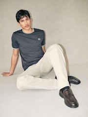 Fred Perry Twin Tipped Logo T-Shirt - Image 4 of 5