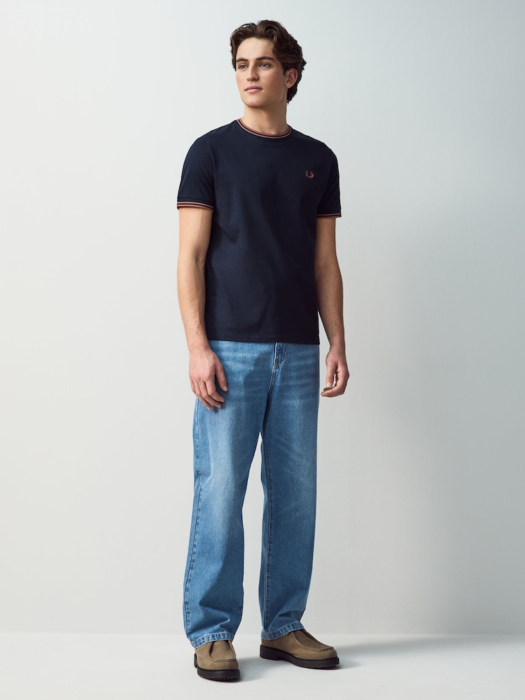 Fred Perry Twin Tipped Logo T-Shirt - Image 4 of 7