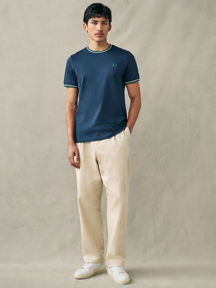 Fred Perry Twin Tipped Logo T-Shirt - Image 2 of 4