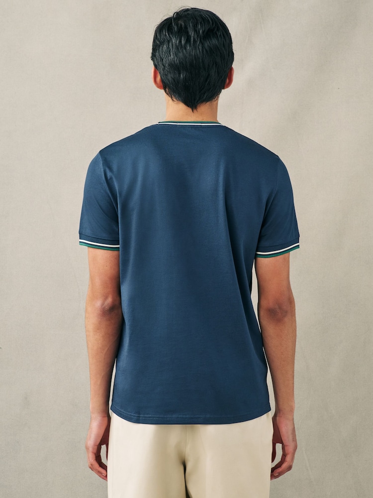 Fred Perry Twin Tipped Logo T-Shirt - Image 3 of 4