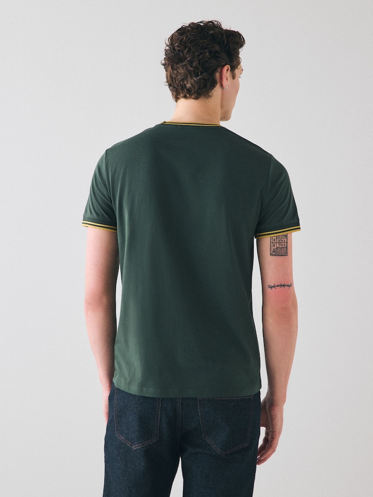 Fred Perry Twin Tipped Logo T-Shirt - Image 2 of 6 Fred Perry Twin Tipped Logo T-Shirt - Image 2 of 6