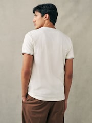 Fred Perry Twin Tipped Logo T-Shirt - Image 3 of 6
