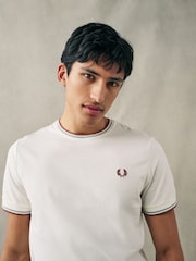 Fred Perry Twin Tipped Logo T-Shirt - Image 4 of 6